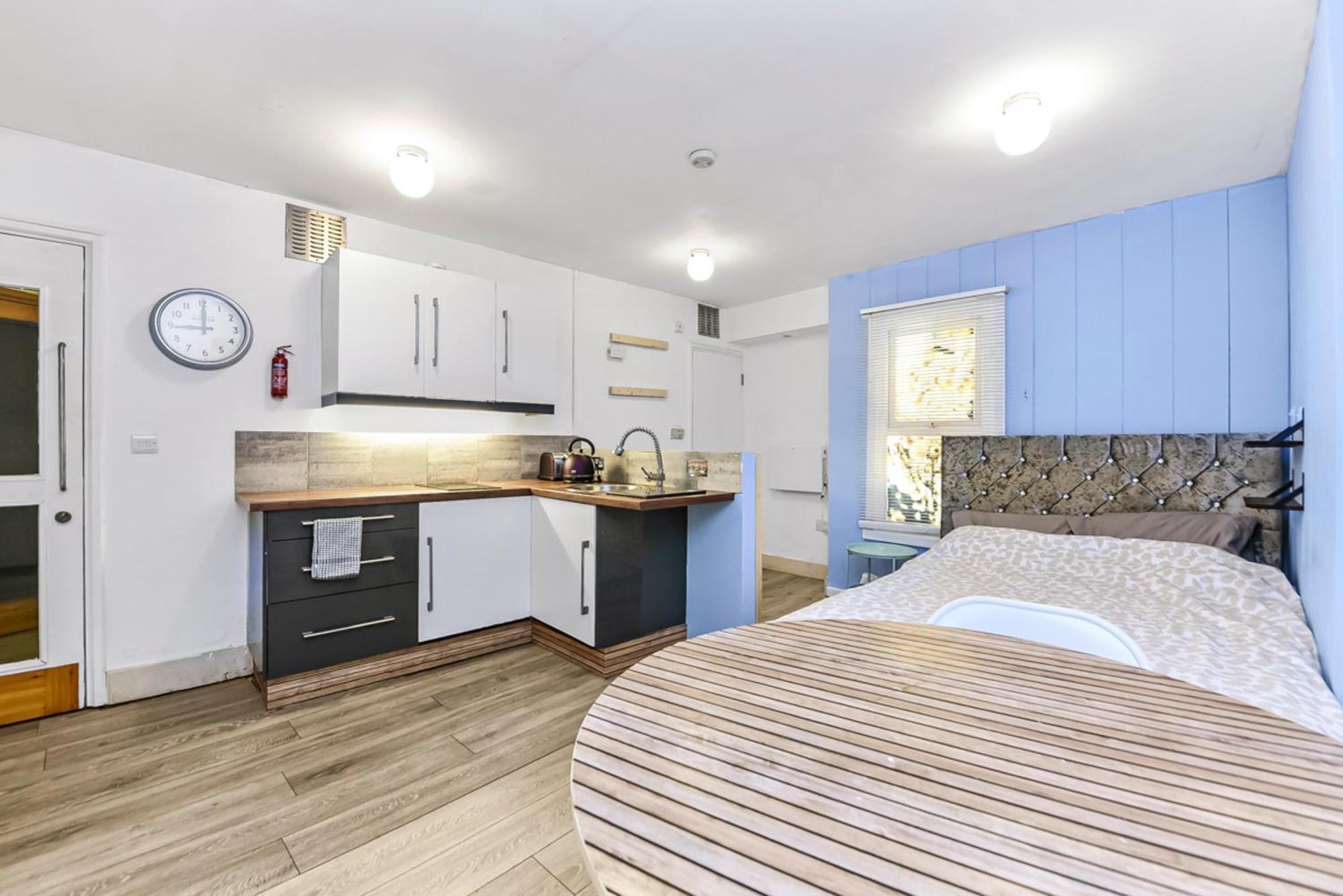 Cosy Studio Flat On A Budget Apartment London Luaran gambar
